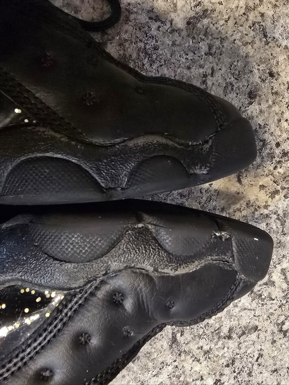 Nike Air Jordan 13 Retro Black Metallic Gold DC9444-007 Sneakers Size 1Y - Picture 3 of 10